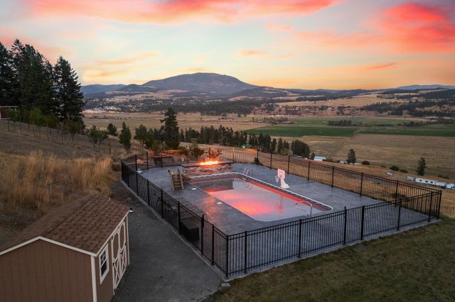 842 U Valley Westside Rd, Colville, WA 99114