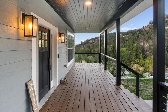 842 U Valley Westside Rd, Colville, WA 99114