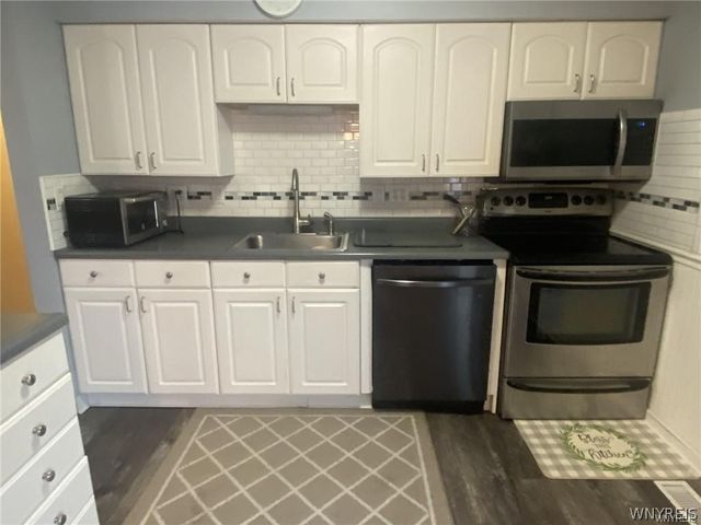 36 Altair Drive, Amherst, NY 14068
