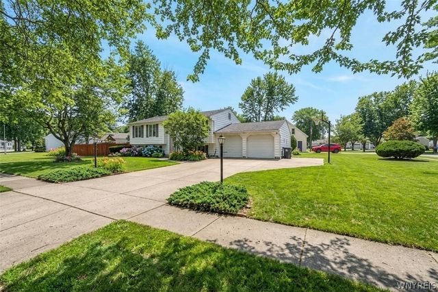 36 Altair Drive, Amherst, NY 14068