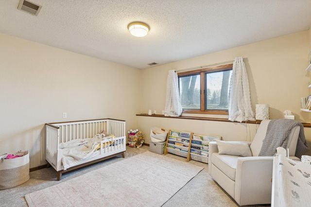 5992 20th Street SW, Waverly, MN 55390