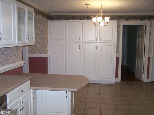 1844 PEEKSVILLE Road, Locust Grove, GA 30248