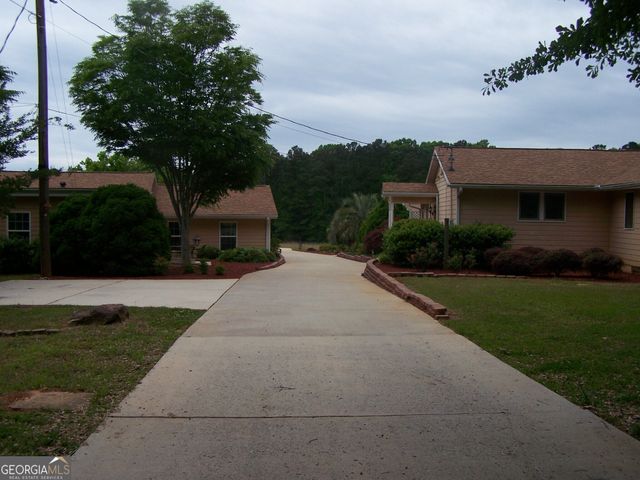 1844 PEEKSVILLE Road, Locust Grove, GA 30248