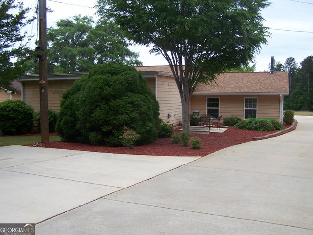 1844 PEEKSVILLE Road, Locust Grove, GA 30248