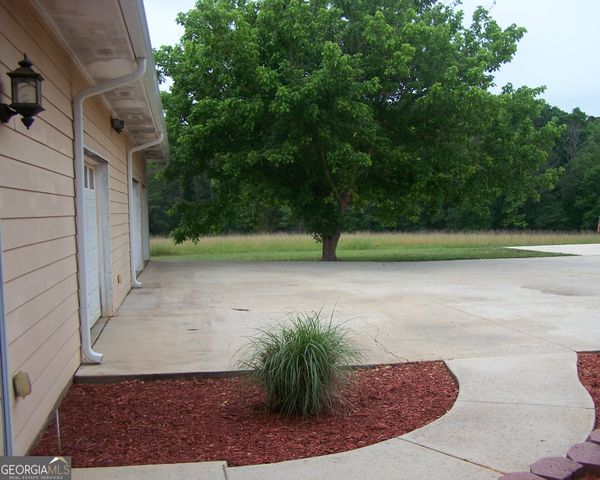 1844 PEEKSVILLE Road, Locust Grove, GA 30248