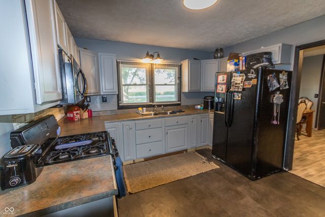 863 S 450 E, Franklin, IN 46131