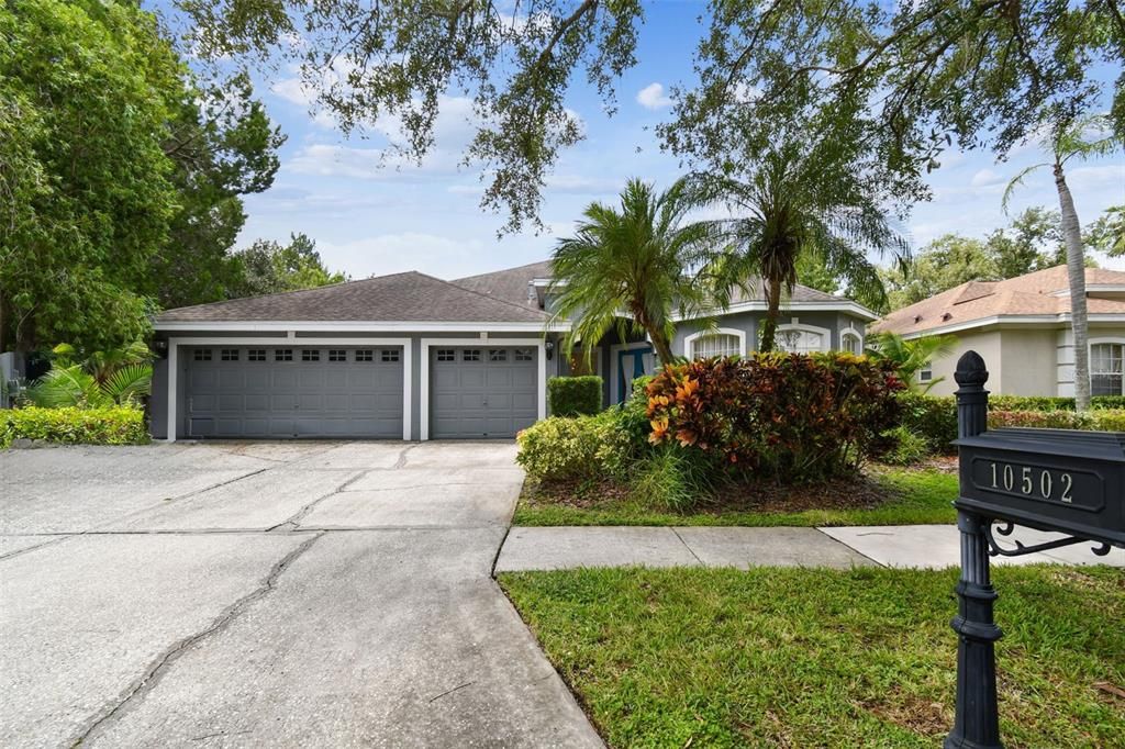 10502 CASTLEFORD WAY, Tampa, FL 33626