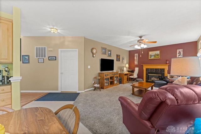 2942 Whispering, Beavercreek, OH 45431