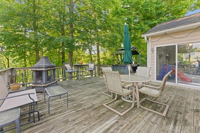 2942 Whispering, Beavercreek, OH 45431