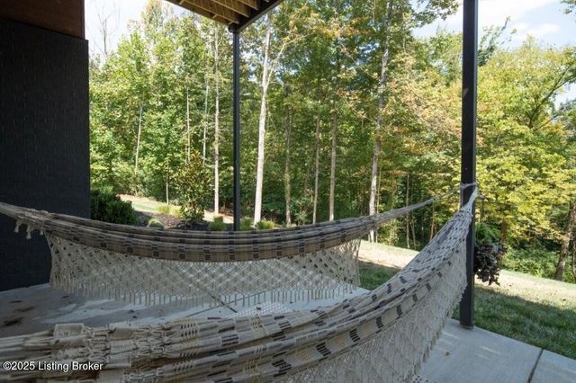 7734 Woodbridge Hill Ln, Prospect, KY 40059