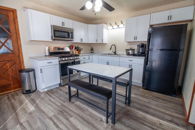 200 Center Avenue W, Deer Creek, MN 56527