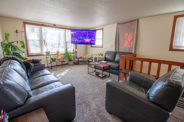 200 Center Avenue W, Deer Creek, MN 56527