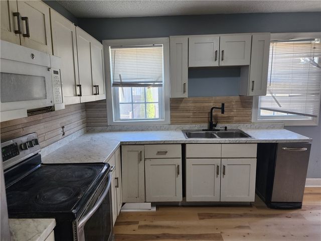 20 Vanderwater Street, Providence, RI 02908