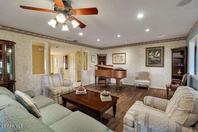1686 San Rafael Way, Camarillo, CA 93012