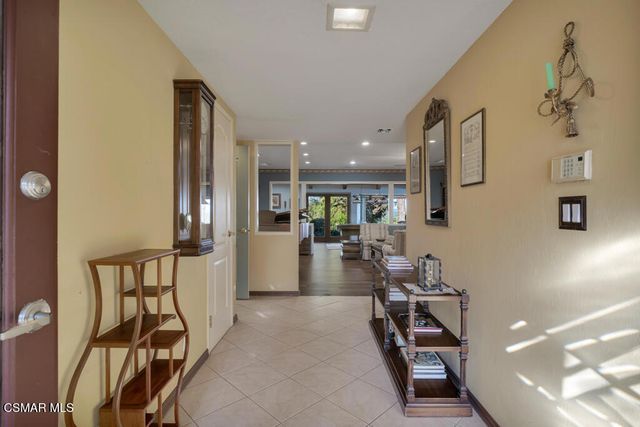 1686 San Rafael Way, Camarillo, CA 93012
