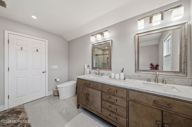 901 Oakley Drive, Freehold, NJ 07728