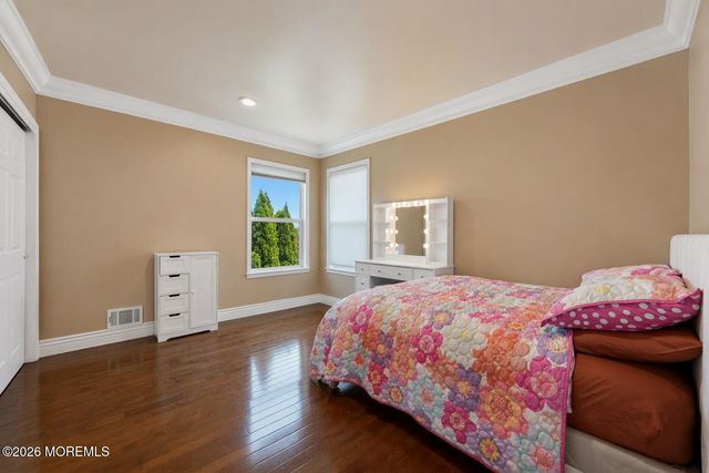 901 Oakley Drive, Freehold, NJ 07728
