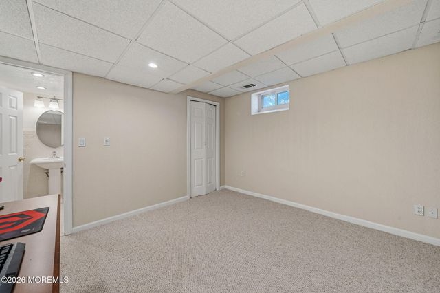 901 Oakley Drive, Freehold, NJ 07728