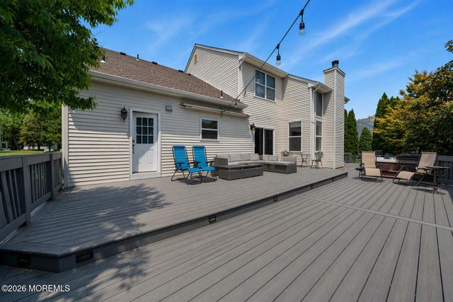 901 Oakley Drive, Freehold, NJ 07728