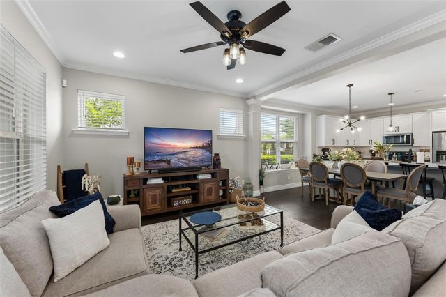 8189 LAUREATE BOULEVARD, Orlando, FL 32827