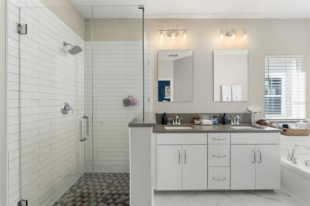 8189 LAUREATE BOULEVARD, Orlando, FL 32827