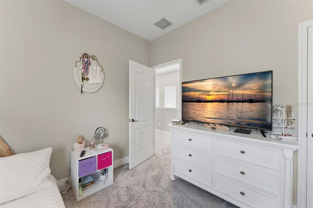 8189 LAUREATE BOULEVARD, Orlando, FL 32827