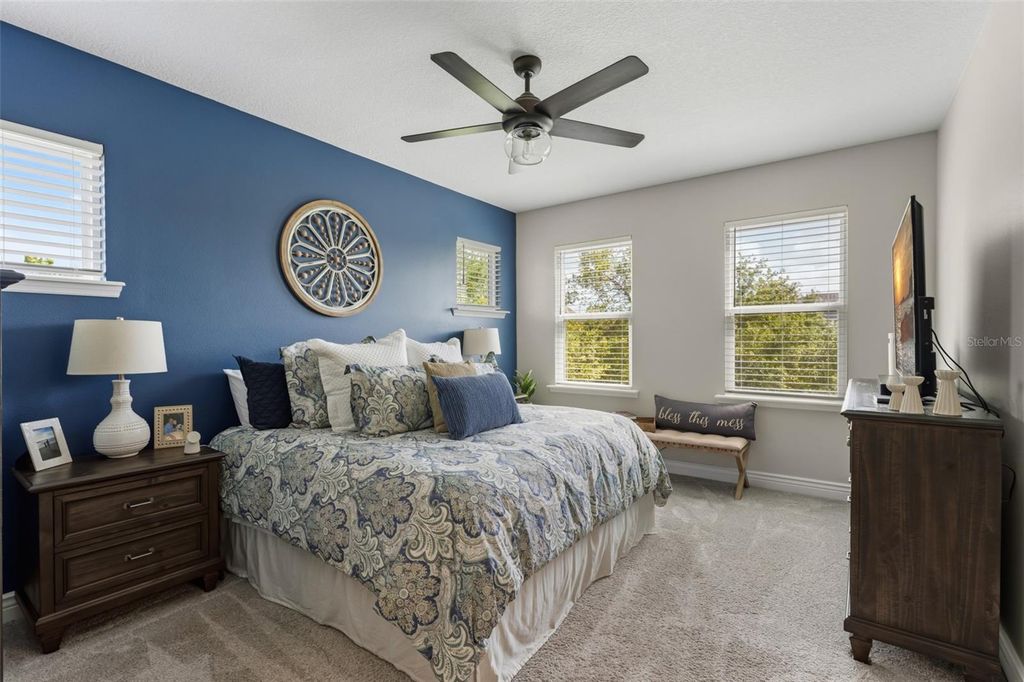 Image 25 of property listing at 8189 LAUREATE BOULEVARD, Orlando, FL 32827