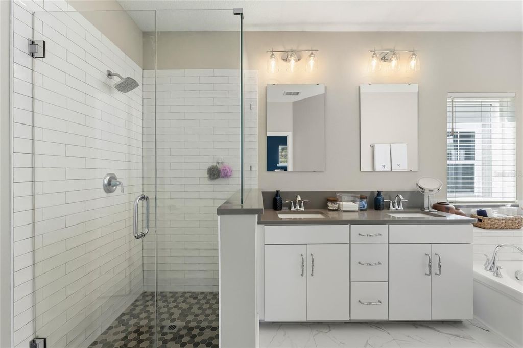 Image 30 of property listing at 8189 LAUREATE BOULEVARD, Orlando, FL 32827