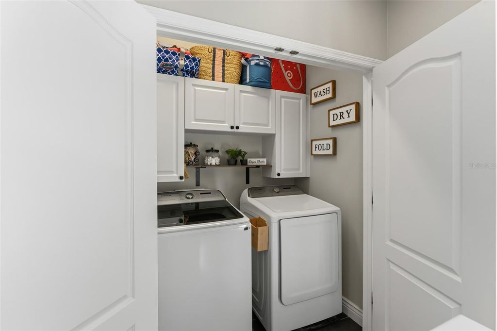 Image 38 of property listing at 8189 LAUREATE BOULEVARD, Orlando, FL 32827