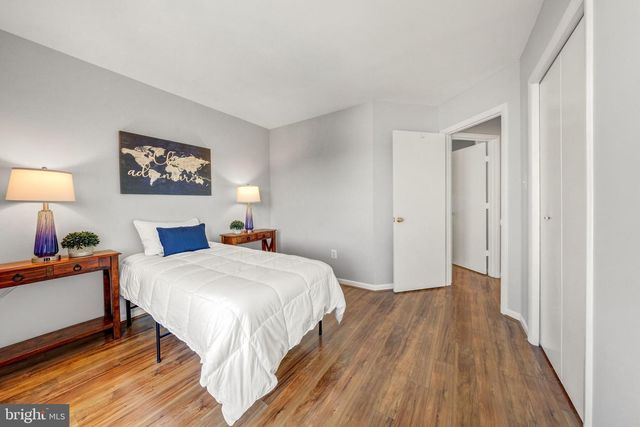 44136 SHADY GLEN TER, Ashburn, VA 20147