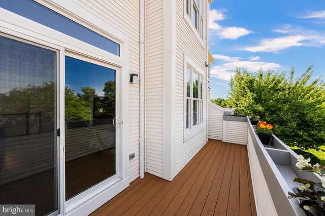 44136 SHADY GLEN TER, Ashburn, VA 20147