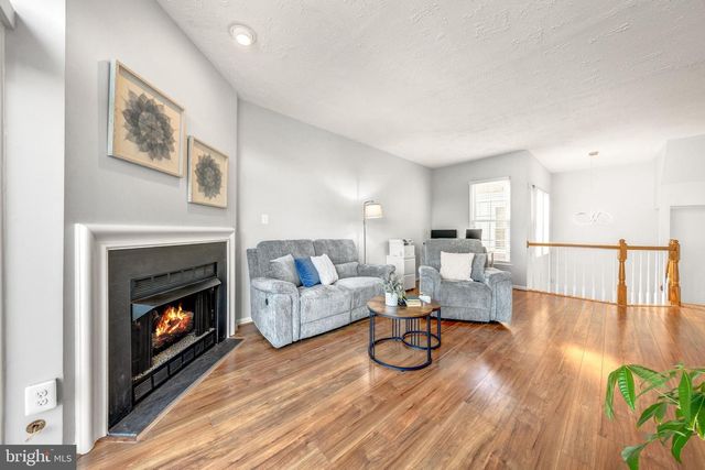 44136 SHADY GLEN TER, Ashburn, VA 20147