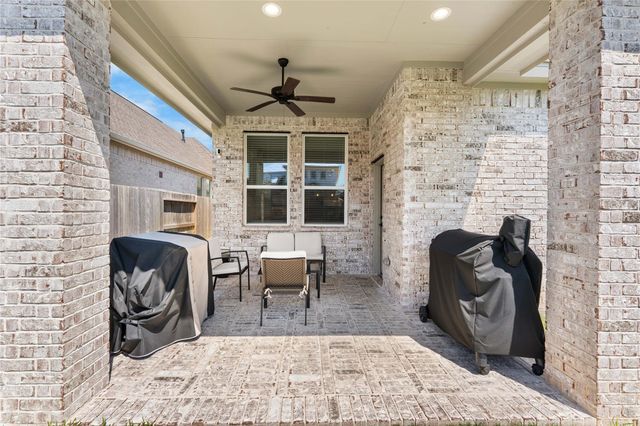 13118 Hidden Village Court, Conroe, TX 77302