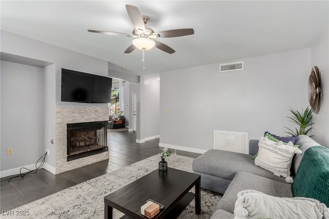 265 Buckskin Street, Henderson, NV 89074