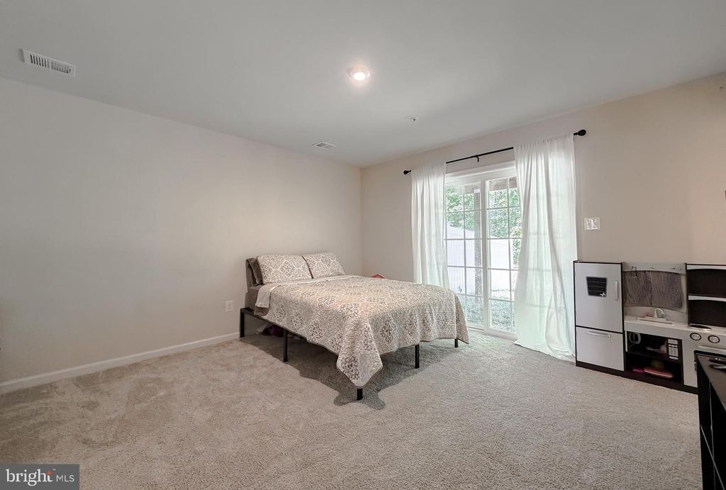 Image 32 of property listing at 44088 EUCALYPTUS WAY, California, MD 20619