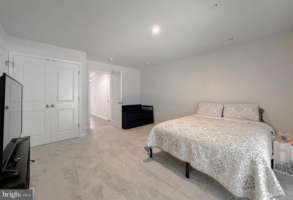 Image 33 of property listing at 44088 EUCALYPTUS WAY, California, MD 20619