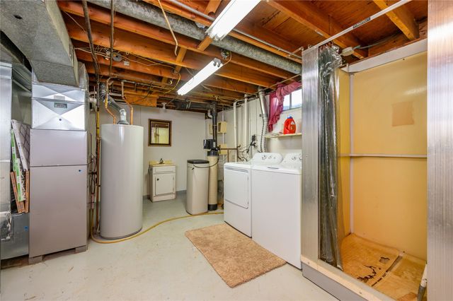 1205 4th Street SW, Altoona, IA 50009