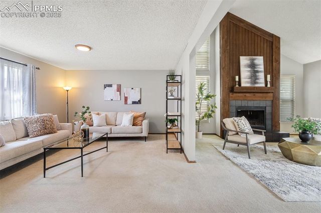 4636 Winewood Village Drive, Colorado Springs, CO 80917