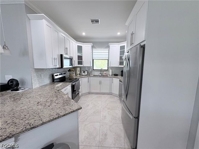 3730 43rd AVE NE, Naples, FL 34120