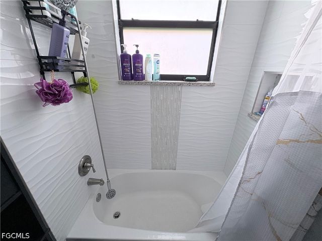 3730 43rd AVE NE, Naples, FL 34120