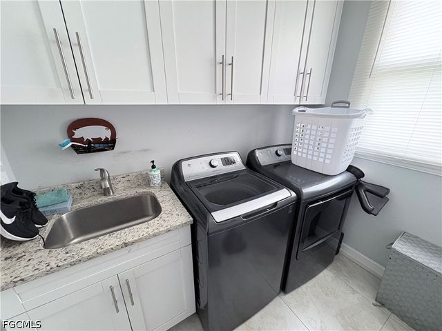 3730 43rd AVE NE, Naples, FL 34120