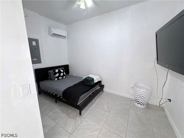 3730 43rd AVE NE, Naples, FL 34120