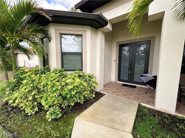 3730 43rd AVE NE, Naples, FL 34120