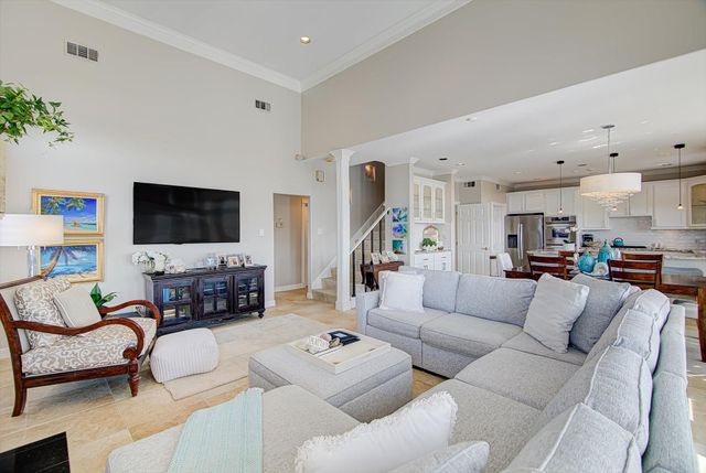 1095 Redfish Street, Bayou Vista, TX 77563