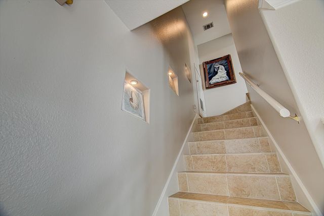 1095 Redfish Street, Bayou Vista, TX 77563