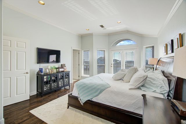 1095 Redfish Street, Bayou Vista, TX 77563