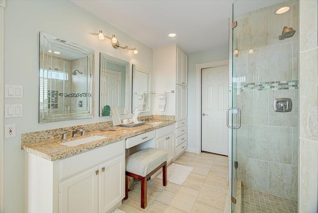 1095 Redfish Street, Bayou Vista, TX 77563