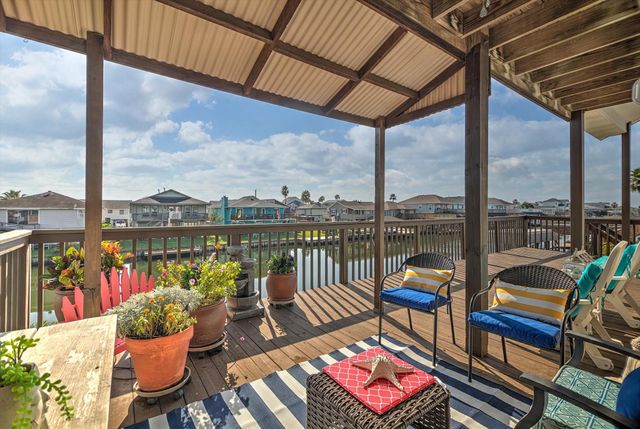 1095 Redfish Street, Bayou Vista, TX 77563