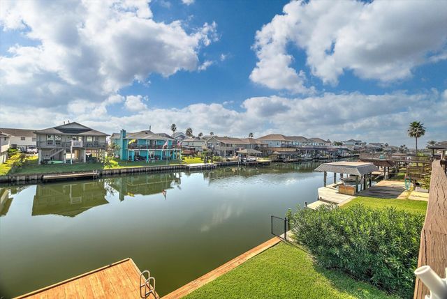 1095 Redfish Street, Bayou Vista, TX 77563