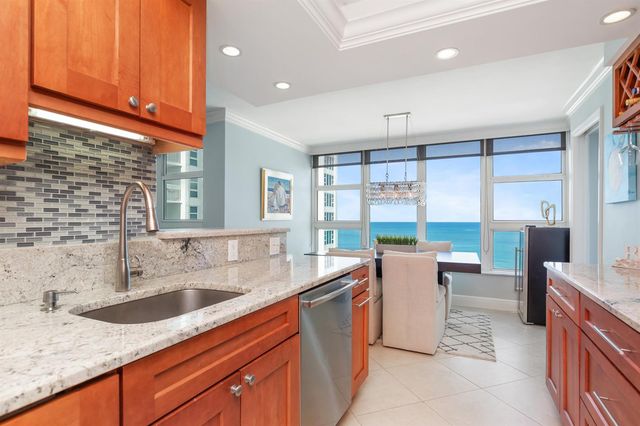 1620 S Ocean Boulevard 10m, Lauderdale By The Sea, FL 33062